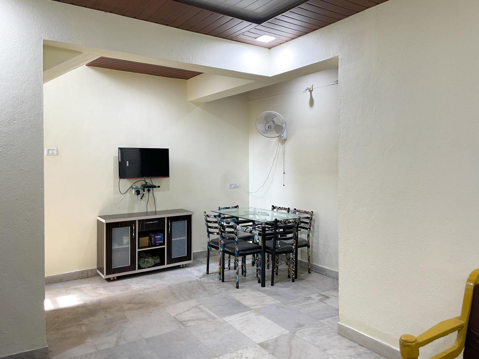 Zars Villa, Lonavala Exterior foto
